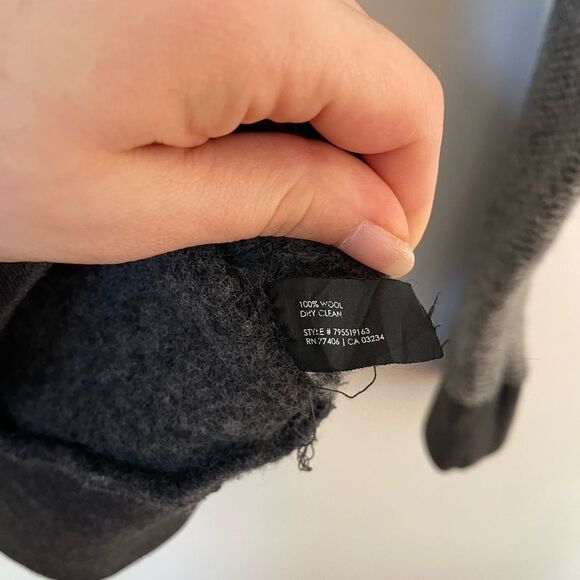 Club Monaco sweater womens 100% wool heathered black grey crewneck sweater - Picture 7 of 7